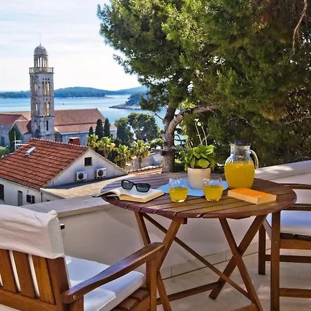 Castle Stambuk Appartement Hvar Town Buitenkant foto