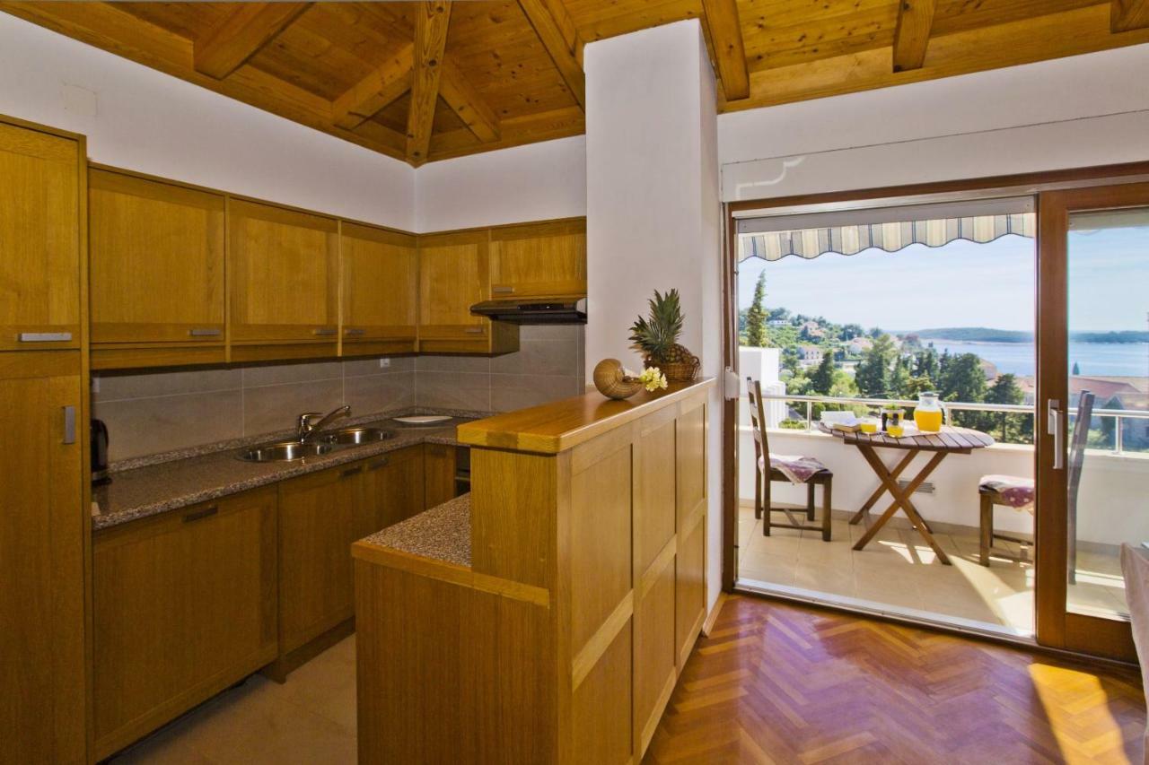 Castle Stambuk Apartment *